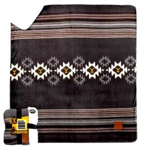 Yellowstone Silk Touch Sherpa Reverse Throw, 60 x 70